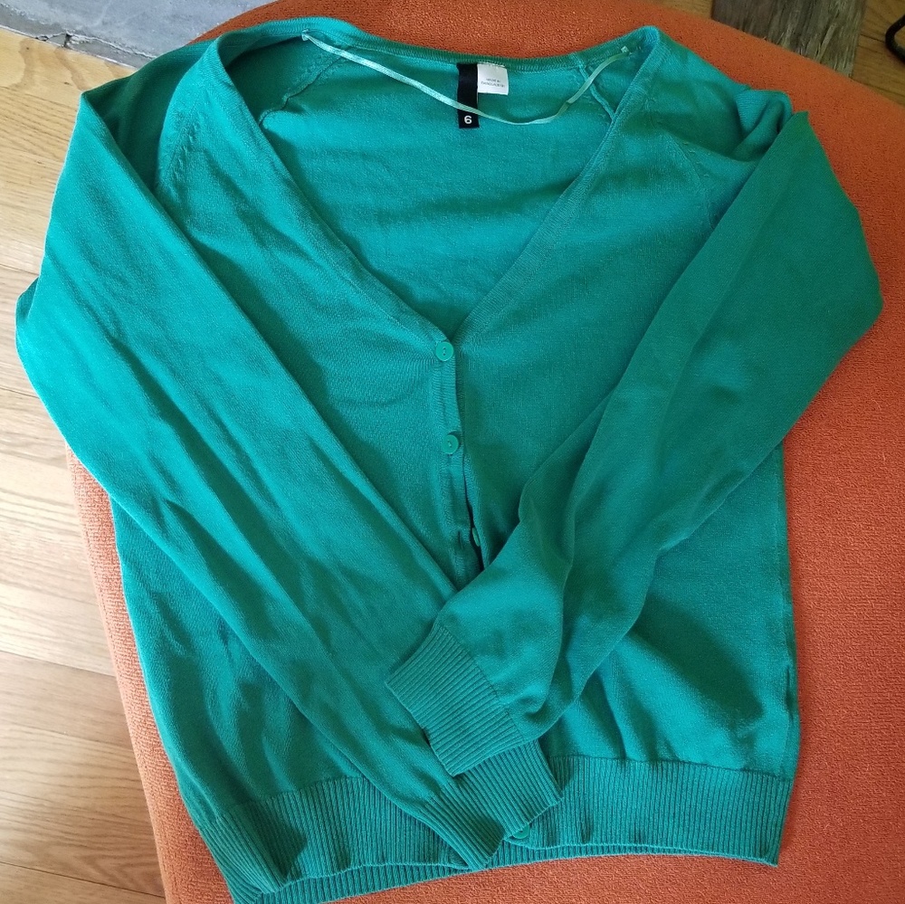 Green casual cardigan